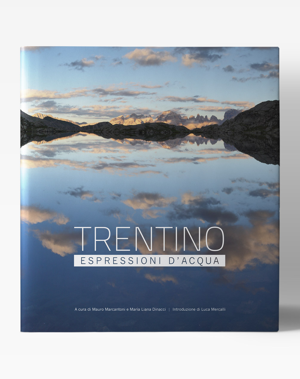 Copertina del libro "Trentino - Espressioni d'acqua"